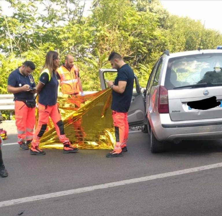 Puglia Tragico Incidente, Scontro Frontale Tra Due Auto, Perde La Vita ...