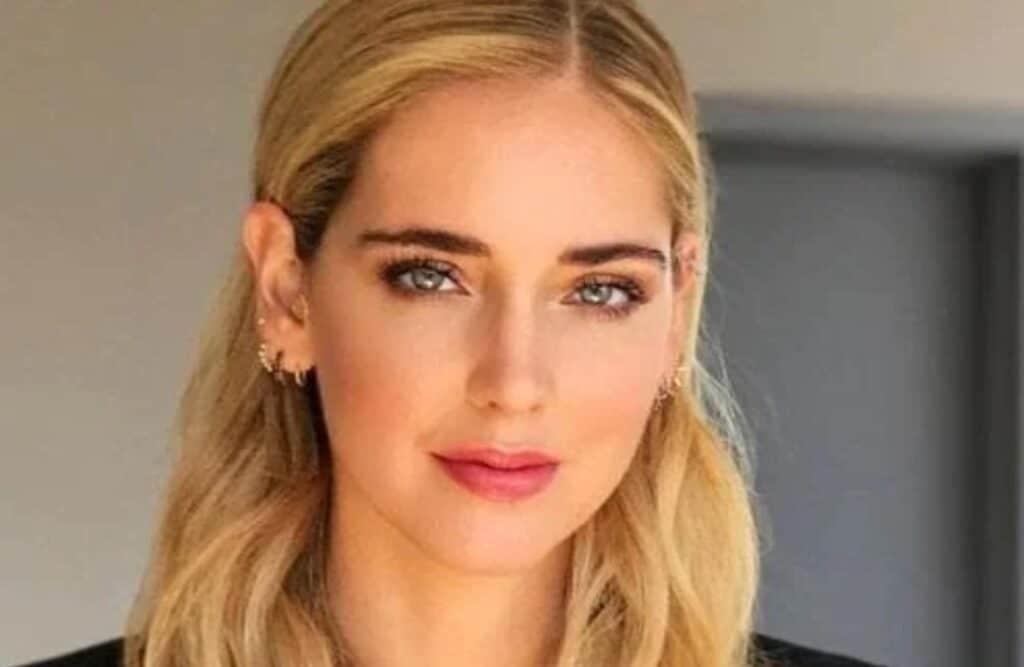 Dopo Le Indagini Per Truffa, Chiara Ferragni Lancia I Saldi: Tutto Al ...