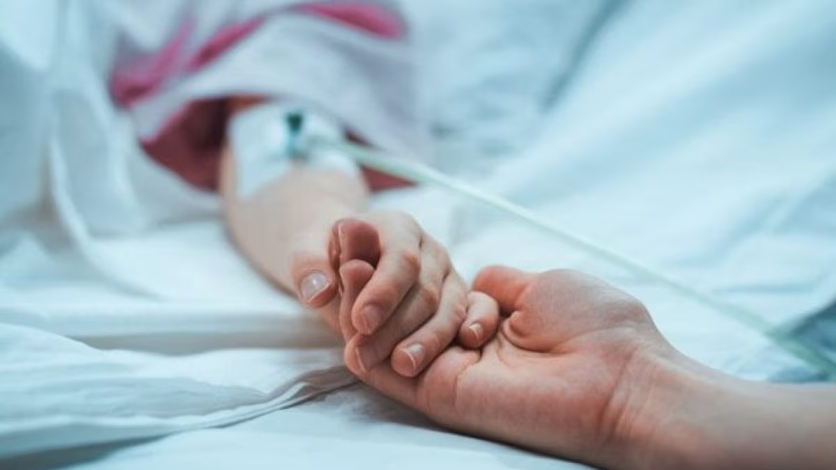 Dimessa dall’ospedale da un medico poco esperto, bambina di due anni muore per arresto cardiaco