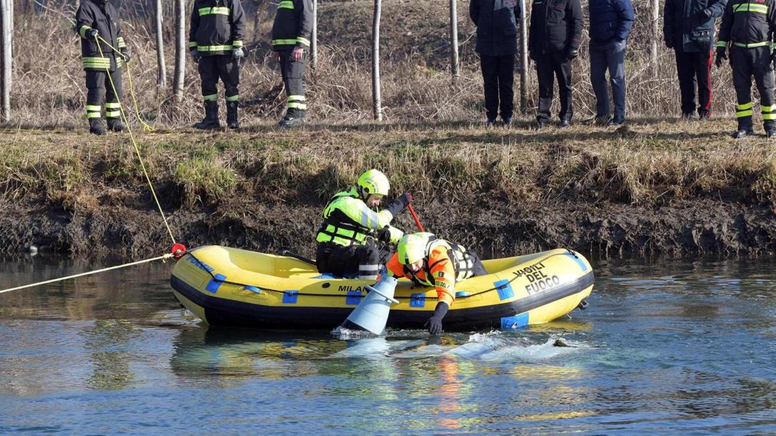 Una donna di 74 anni, Santina De Carli, è tragicamente annegata a Muzza dopo aver perso l'orientamento a causa della nebbia. La sua auto è stata trovata sommersa nel canale, lasciando la comunità in profondo dolore.