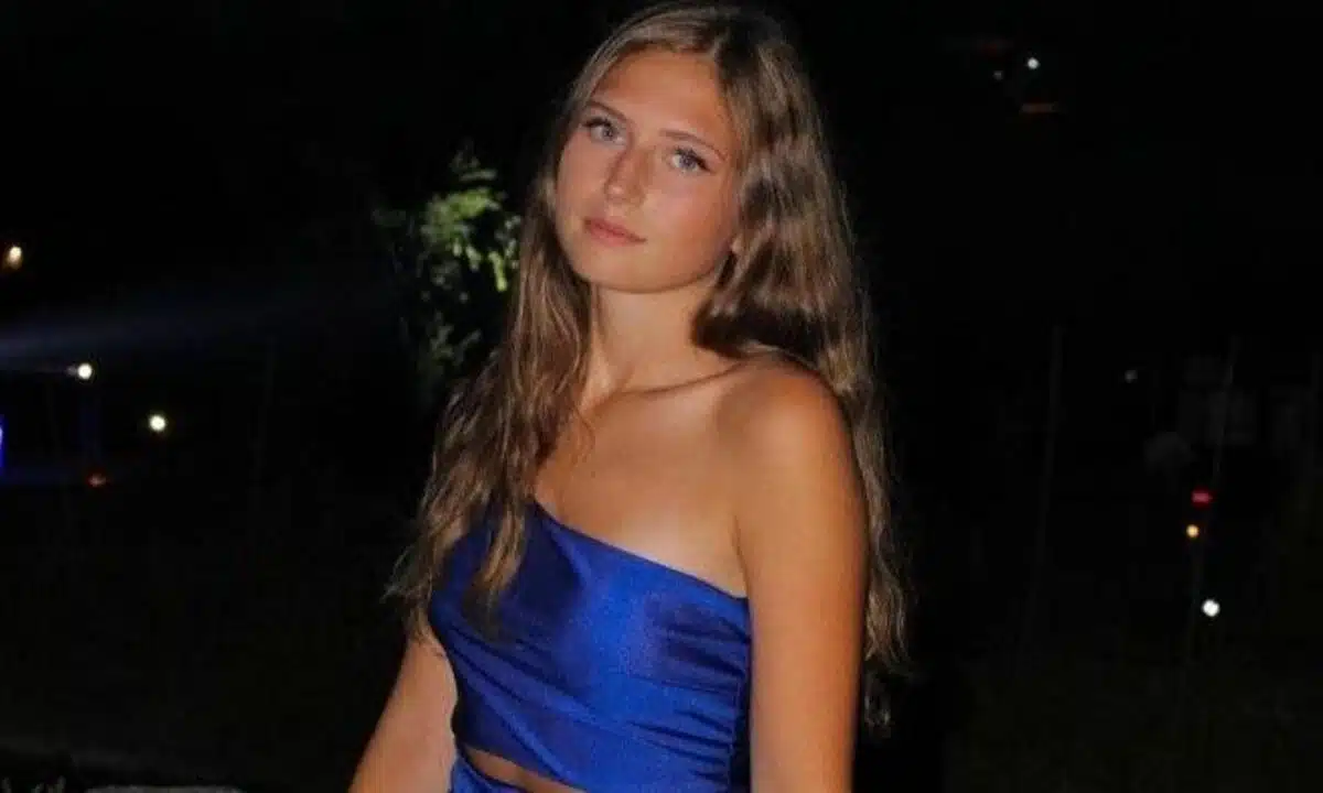 La Puglia piange la prematura scomparsa di Maria Letizia Micco, giovane studentessa universitaria vittima di un tragico incidente.