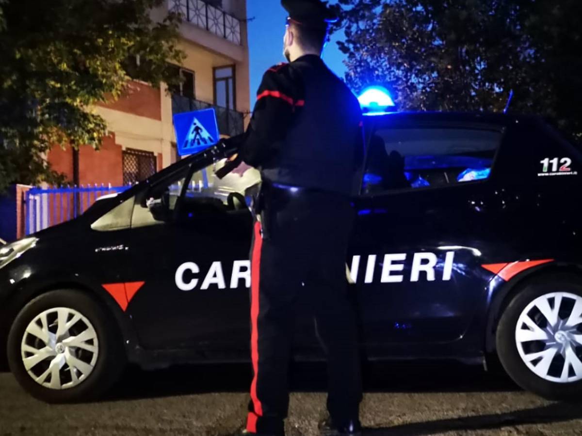 Choc a Modena, uccide la moglie e si prensenta in caserma con il cadavere della donna nel furgone