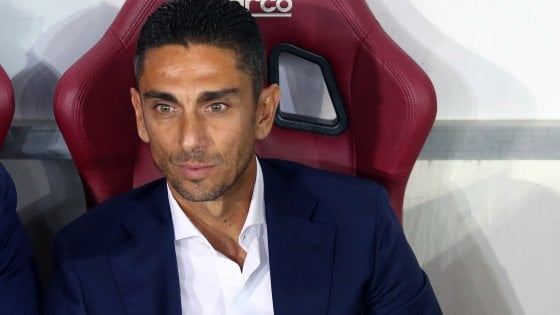 Bari, il nuovo allenatore sarà Moreno Longo,  firmerà lunedì contratto biennale