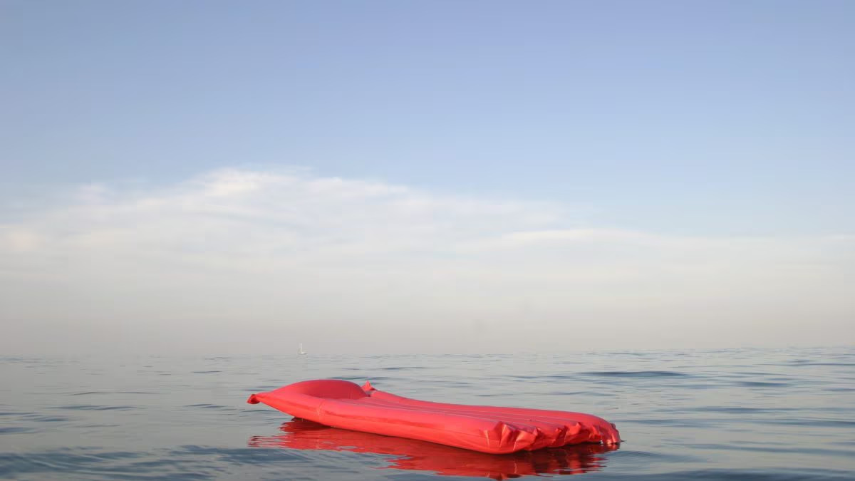 Disavventura in mare per madre e figlia a Bibione: tratte in salvo dalla Guardia Costiera
