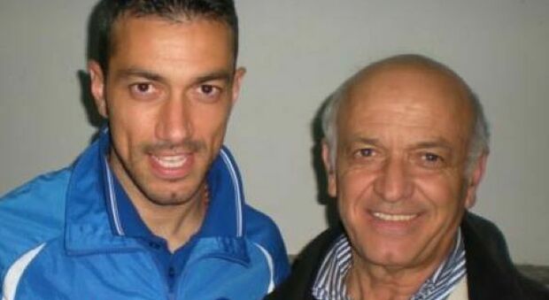 È venuto a mancare Vittorio Quagliarella, padre dell'ex calciatore Fabio Quagliarella, ricordato come uomo generoso e grande amico della società calcistica Virtus Junior Stabia. La società ha espresso cordoglio per la perdita di una figura che ha lasciato un segno profondo nella comunità e nello sport locale.