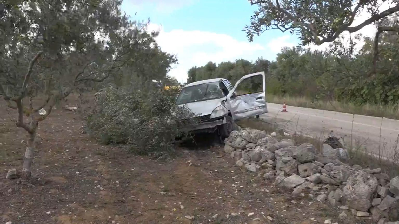 Incidente sulla provinciale tra Sannicandro e Acquaviva: auto fuori controllo, conducente in gravi condizioni