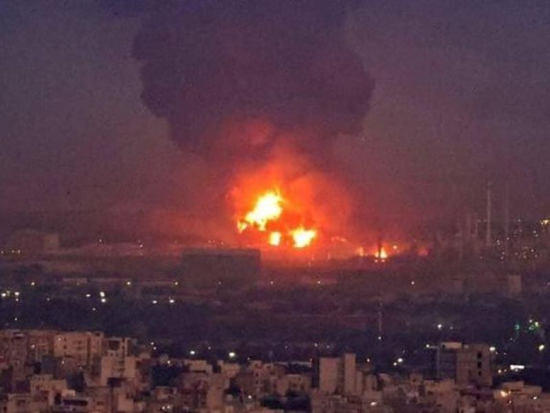 Israele ha attaccato l’Iran nella notte, esplosioni in tutto il paese, anche a Teheran