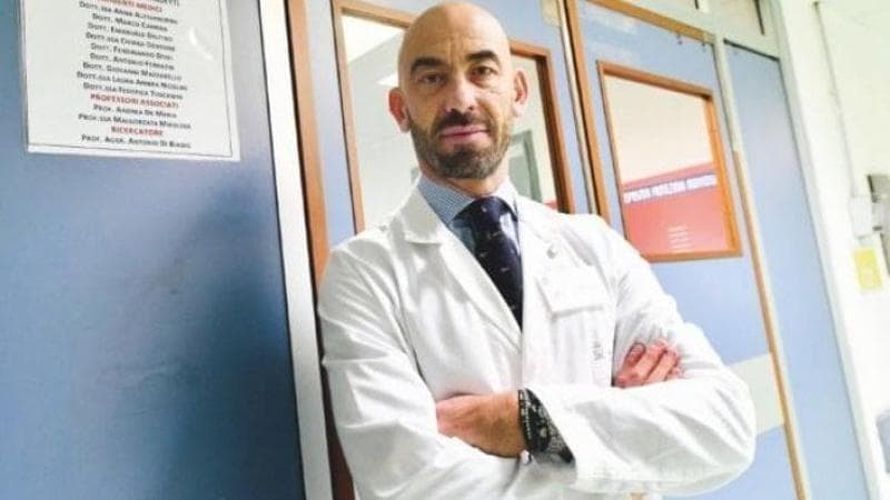 Primo caso di H3N2 in Italia: paziente anziano a Genova mostra sintomi neurologici. Medici lanciano allerta per stagione influenzale.