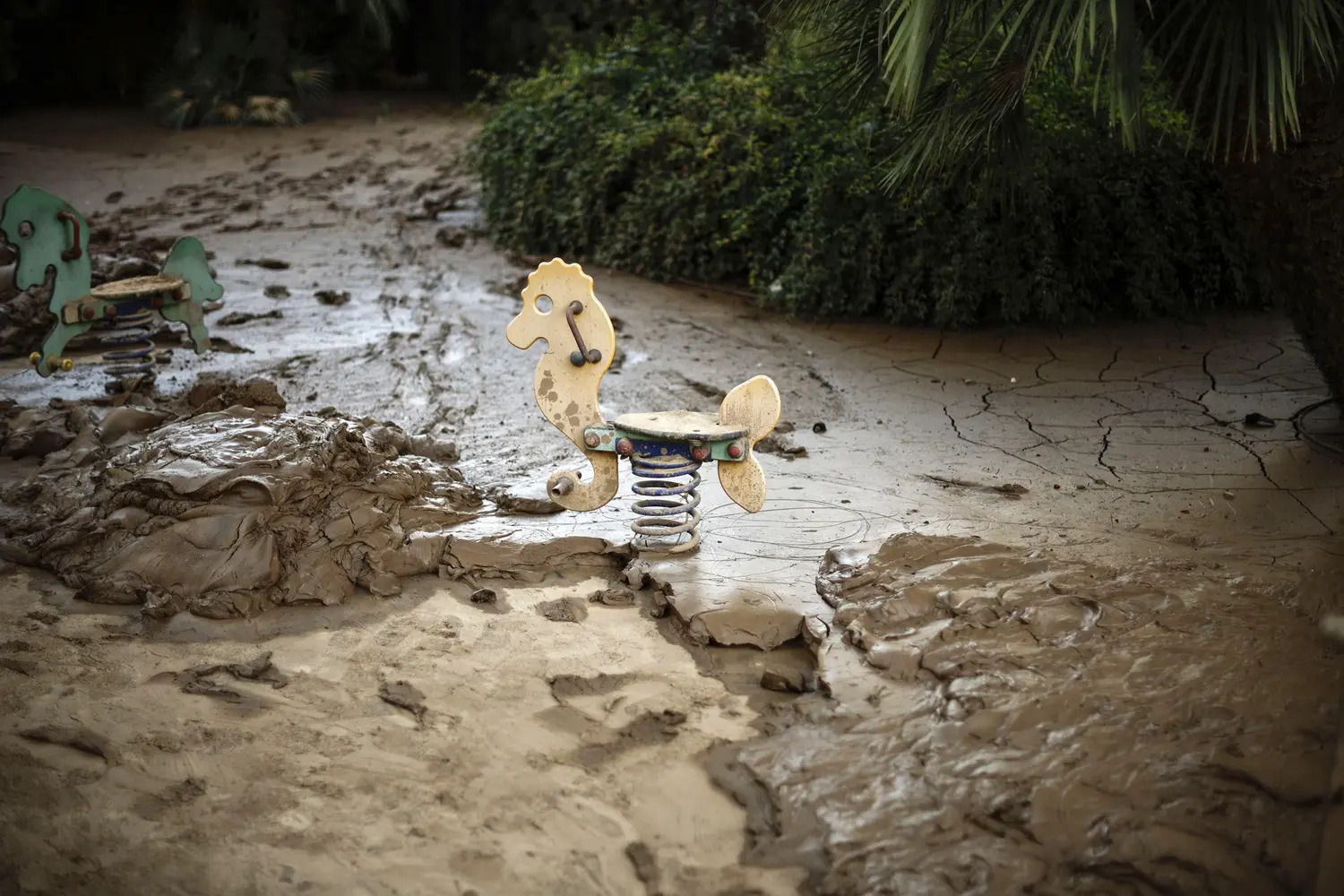 A due settimane dall’alluvione che ha colpito Torrent, i corpi di Ruben e Izan, di 3 e 5 anni, sono stati ritrovati, ponendo fine alle ricerche.