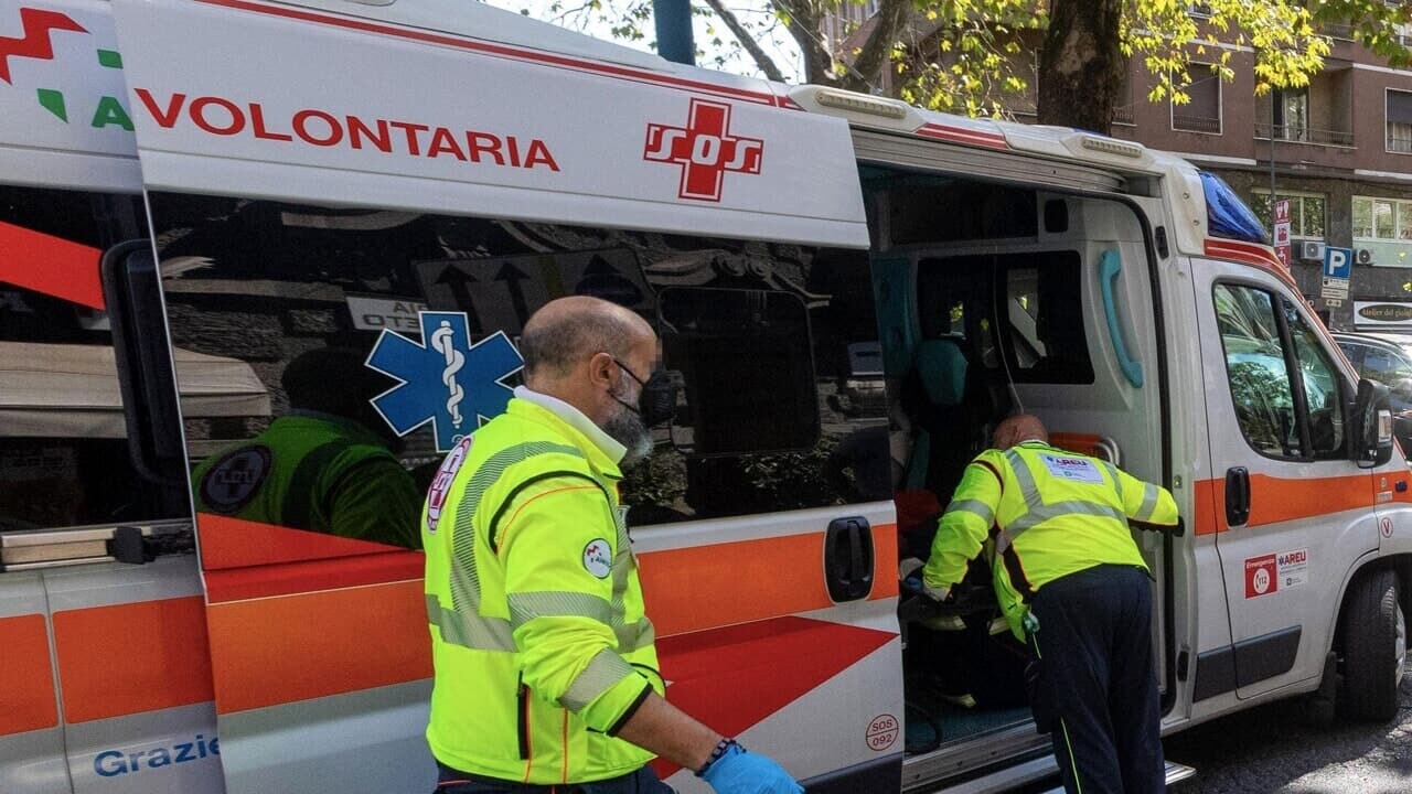 Una donna di 80 anni è deceduta e altri due familiari sono rimasti intossicati dopo un pranzo a base di funghi raccolti nei boschi di Nepi.