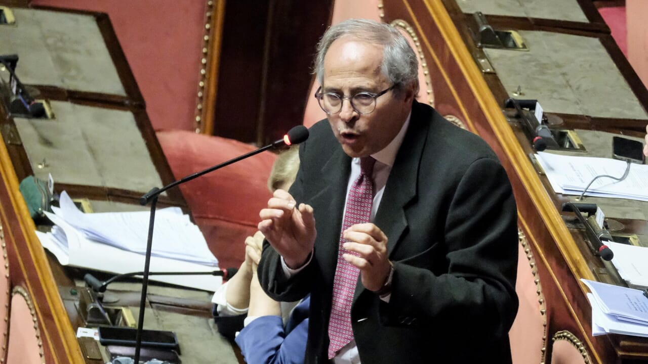 Le difficoltà in Parlamento secondo Crisanti