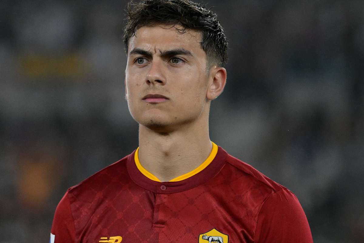 Paulo Dybala non convocato per Roma-Bologna: l’argentino apprende la decisione dell’allenatore Ivan Juric durante la conferenza stampa.