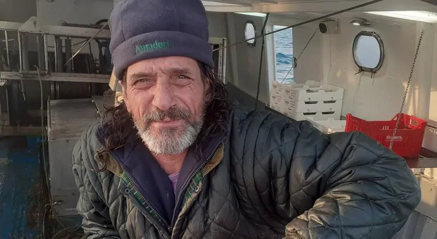 Il pescatore Sabatino Mattiucci, 57 anni, realizza una vincita incredibile dopo aver sognato il colpo di fortuna. Una storia che sembra un romanzo.