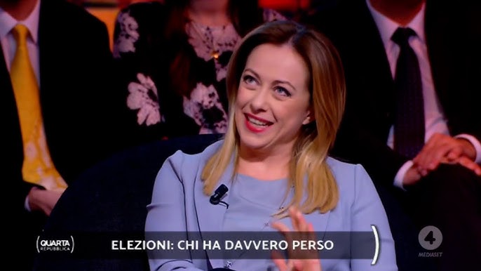 La presidente del Consiglio, ospite di Nicola Porro, affronta i temi caldi dell’attualità: sanità, lavoro, Stellantis, magistratura e migrazione.