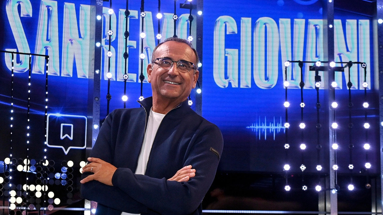 Carlo Conti torna alla conduzione e direzione artistica del Festival di Sanremo, svelando i nomi dei 30 Big in gara dall’11 al 15 febbraio 2025.